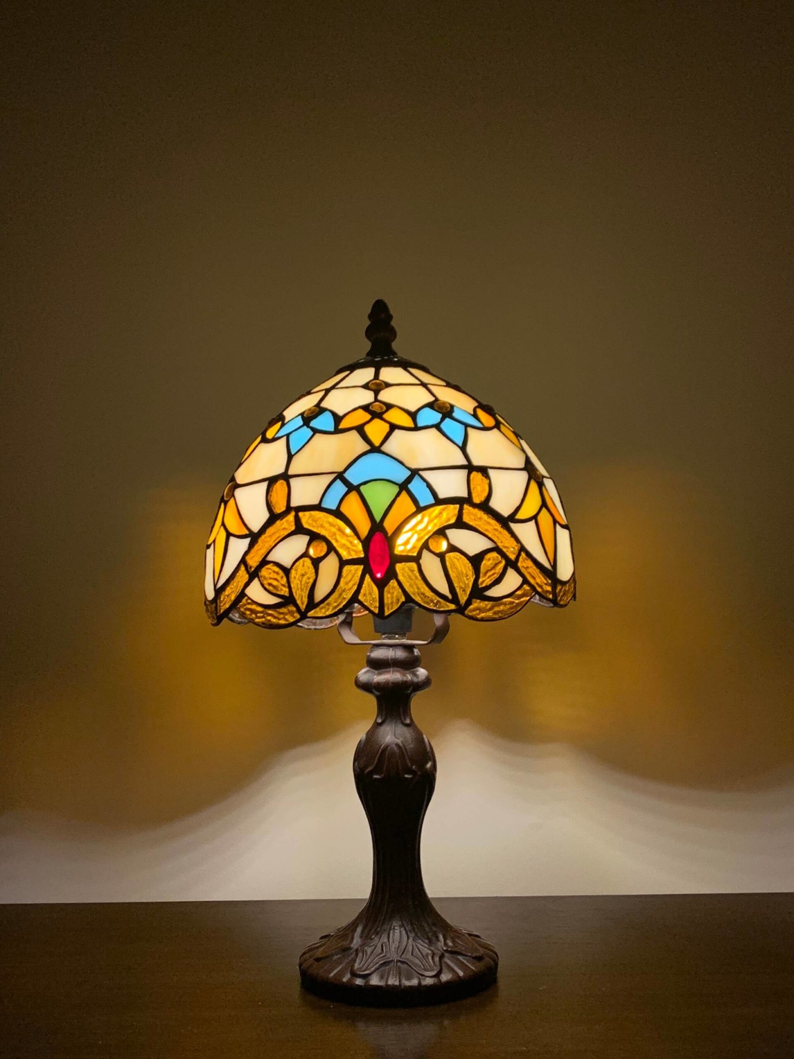 Crown Tiffany Lamp, Leadglass Stained Glass Shade, Crystal Bead Lamp